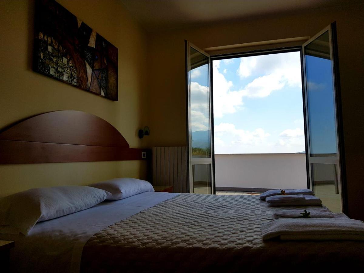 Hotel Panorama San Valentino in Abruzzo Citeriore Pokój zdjęcie